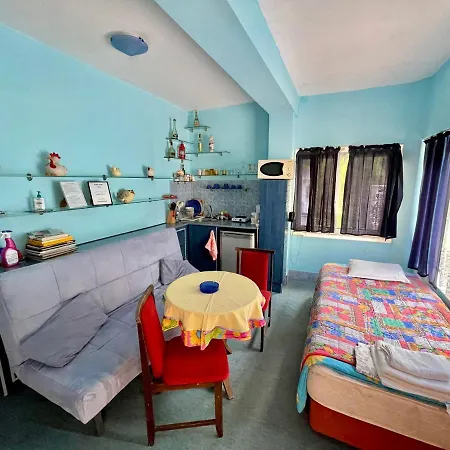 Jackie House Гостевой дом