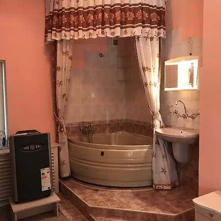 Jackie House Gasthof 3*