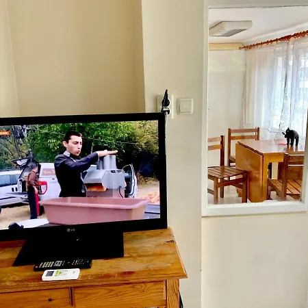 Jackie House Gasthof 3*