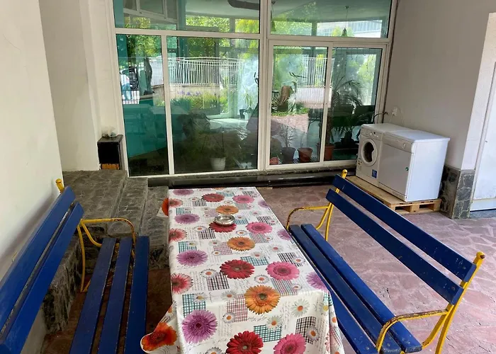 Jackie House Konukevi Varna